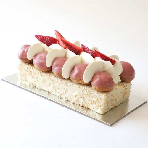 Marie Antoinette Christmas Log
