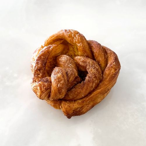 Cinnamon Roll | Cinnamon bun | Auckland best pastry shop | Best pastries