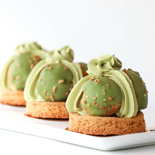 Matcha Choux Cake